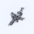 Bijoux de mode rétro Ghost Head Cross Titanium Steel en acier inoxydable Jewelry Pendant Collier